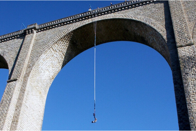 Saut à l'Élastique au Viaduc de l'Auzon ou Viaduc du Blanc (Indre - 36)