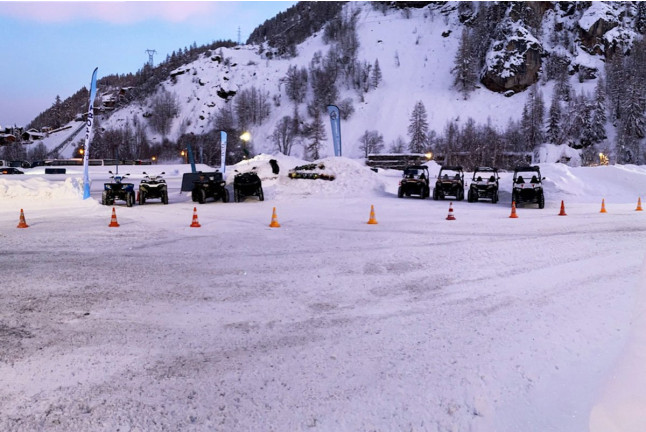 Cours de Pilotage sur Glace en Twingo avec Baptême Evo X, Quad et Buggy (Tignes, Savoie - 73)