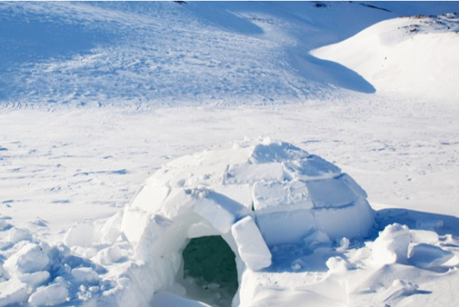 Construction d'Igloo (Formigal, Espagne)