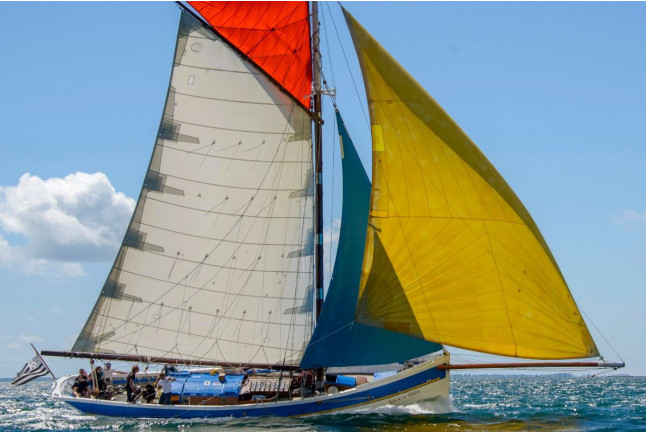 Croisière en journée à Belle-Île-en-Mer à bord du Krog E Barz (Arzon, Morbihan - 56)