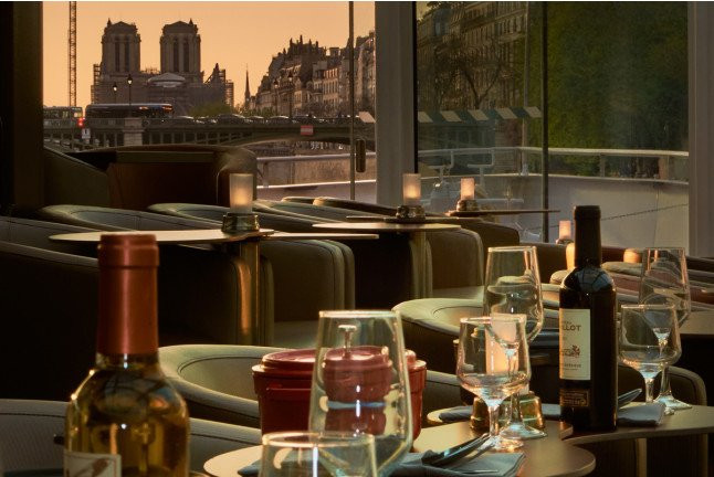 Cours d'Œnologie avec Dîner Croisière sur la Seine pour deux (Paris, Île-de-France - 75)
