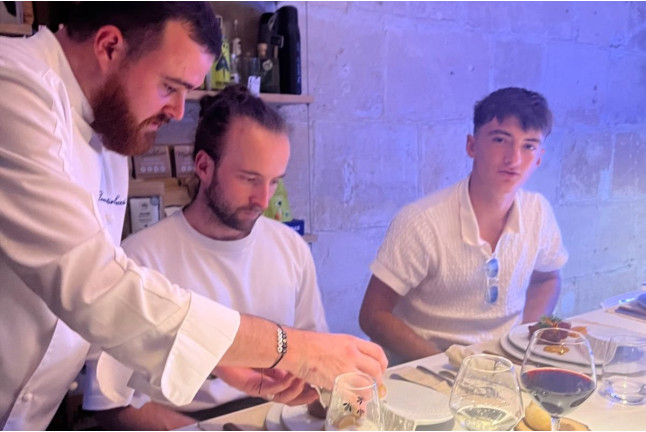 Préparation d’un Plat et Dîner Gastronomique “SYMBIOSE” en 4 Mains (Paris, Île-de-France - 75)