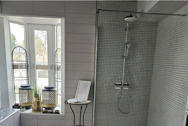 Escapade Marine avec Jacuzzi et Massage à Naturalia Institut et Spa (Saint-Gély-du-Fesc, Hérault - 34)
