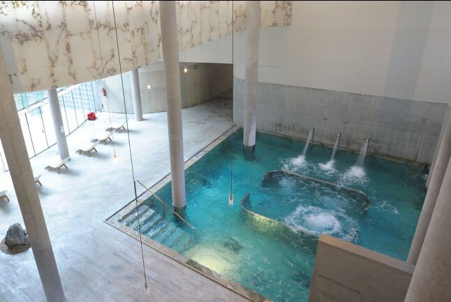 Séjour au Balneario de Panticosa 4* et Excursion en Raquettes à Neige pour deux (Espagne)