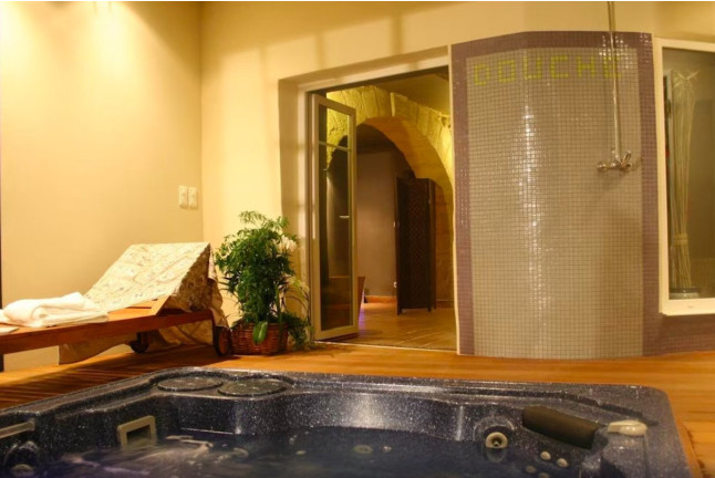 Accès au Hammam et Jacuzzi avec Gommage et Massage au Spa Esprit d'Ailleurs (Baillargues, Hérault - 34)