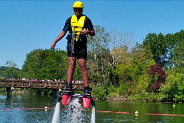 Session de Flyboard (Cergy-Pontoise, Île-de-France - 95)