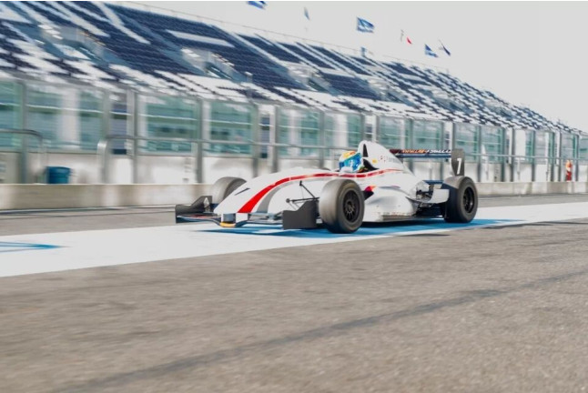 Stage Conduite Formule Renault Circuit Magny-Cours Piste Club (Magny-Cours, Nièvre - 58)