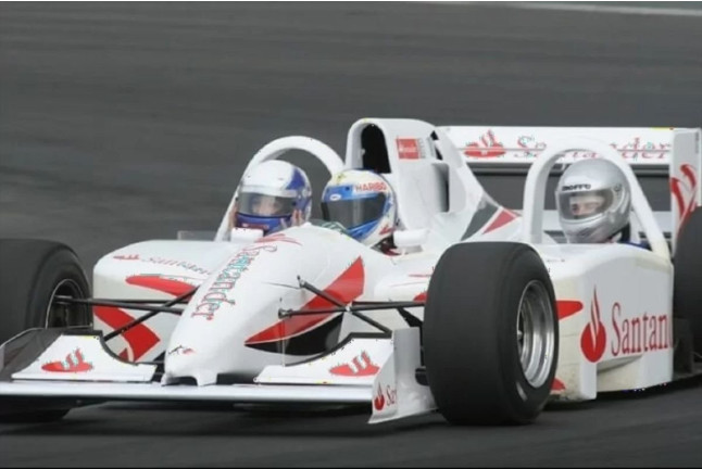 Baptême Duo Passager en Formule 1 Triplace avec Photos et Vidéos sur la piste Grand Prix de Barcelona-Catalunya (Espagne)