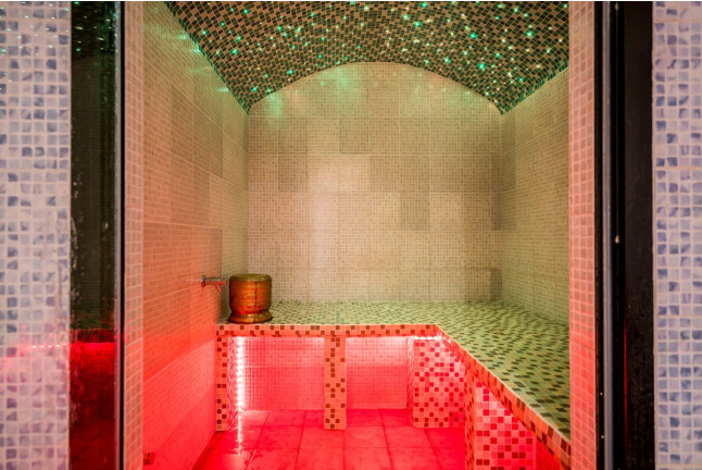 Entrée au Hammam avec Gommage au Savon Noir et Massage Au Spa du Village (Paris, Île-de-France - 75)