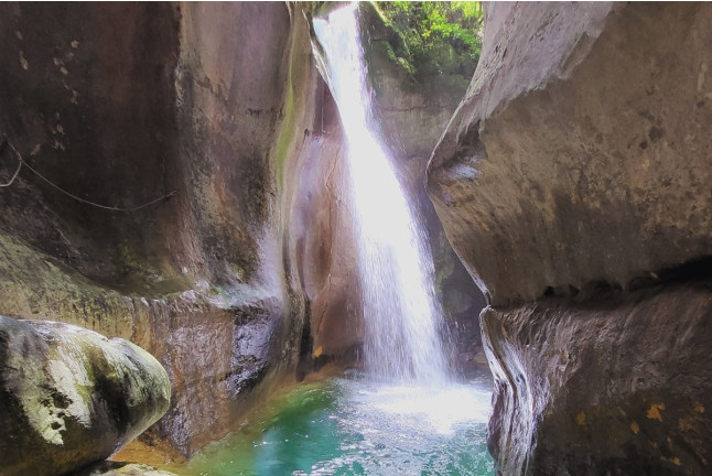 Canyoning dans les Alpes (Grenoble, Isère - 38)