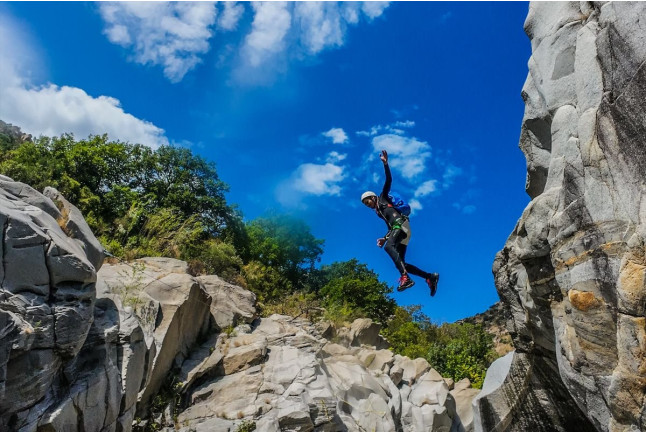 Canyoning dans les Gorges de la Guillera (Clara, Pyrénées-Orientales - 66)