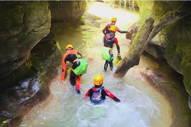 Canyoning dans les Alpes Françaises (Chambéry, Savoie - 73)