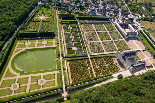Vol Panoramique en Hélicoptère au-dessus de la Loire (Tours, Indre-et-Loire - 37)