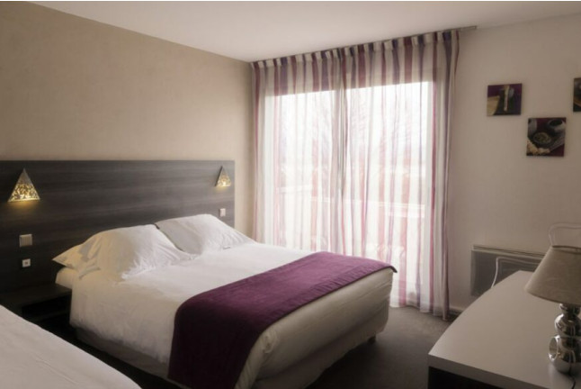 Séjour en Chambre Supérieure avec Dîner et Spa à l'Hôtel Les Oliviers (Loriol-sur-Drôme, Drôme - 26)