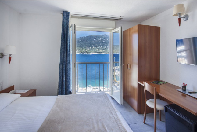 Séjour en Chambre Double Vue sur la Mer avec Jacuzzi à l'Hôtel Neptune 3* (Propriano, Corse-du-Sud - 20)