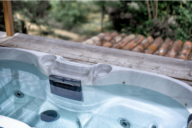 Séjour avec Jacuzzi, Massages et Repas à Nuitées Bohèmes (Gajan, Gard - 30)