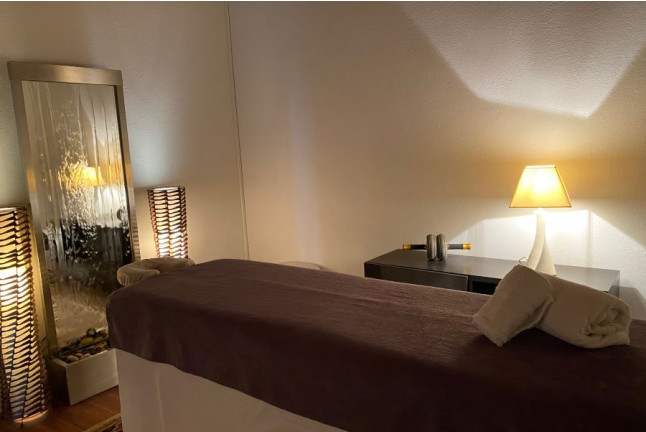Soin œnothérapie : Spa, Massage et Dégustation de Vins au Château Belloy pour deux (Saint-Michel-de-Fronsac, Gironde - 33)