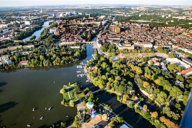 Vol en Montgolfière depuis le Château de Lunéville (Dombasle-sur-Meurthe, Meurthe-et-Moselle - 54)