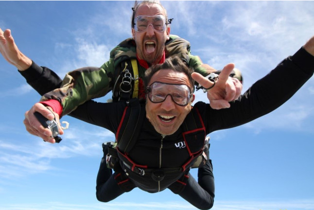 Saut en Parachute Tandem (Péronne, Somme - 80)