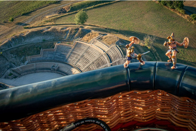Vol en Montgolfière à la découverte de l'Amphithêatre de Grand (Dombasle-sur-Meurthe, Meurthe-et-Moselle - 54)