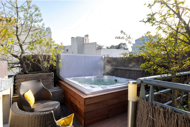 Séjour Romantique de 2 Nuits avec Spa et Massage à La Maison Lavaud (Paris, Île-de-France - 75)