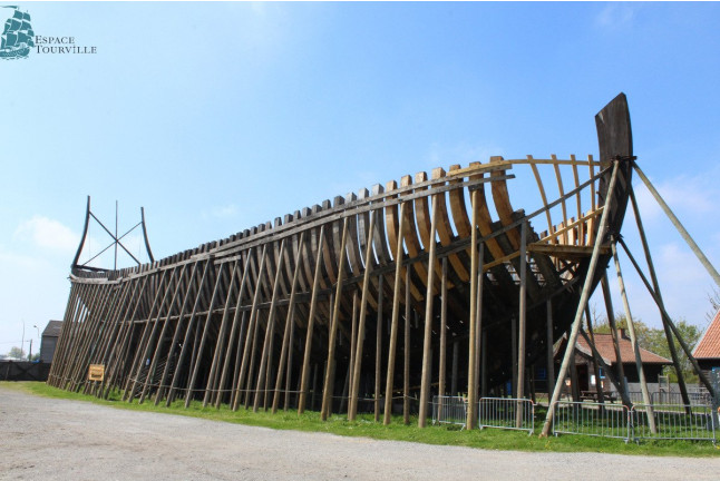 Visite Découverte du Vaisseau Le Jean Bart avec Repas Classique (Gravelines, Nord - 59)