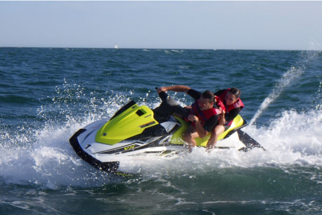 Baptême de Jet-Ski avec Moniteur pour Enfants (Les Sables d'Olonne, Vendée- 85)