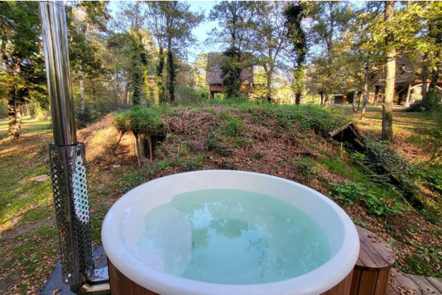 Séjour Insolite : Nuit dans La Cachette des Fées avec Accès au Spa Norvégien et Massage Californien ou Ayurvédique (Fère-en-Tardenois, Aisne - 02)