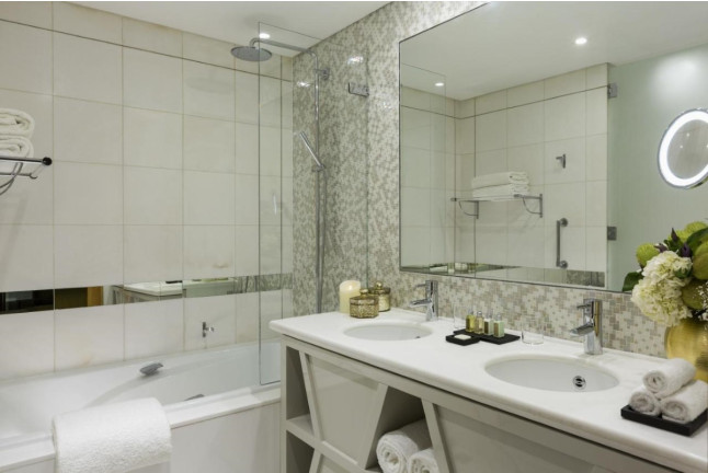 Séjour à l'Hôtel La Clef Tour Eiffel Paris 5* (Paris, Île-de-France - 75)