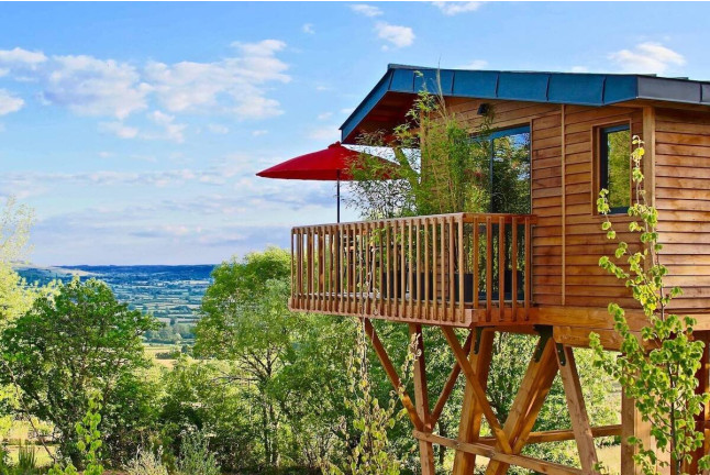 Séjour Bien-Être avec Jacuzzi et Massage pour deux au Domaine des Près Verts (Jouey, Côte-d'Or - 21)