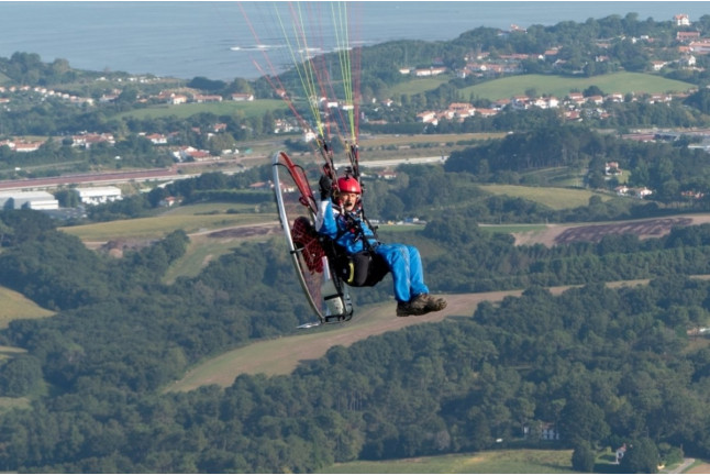 Baptême de l'Air "Le Pays Basque et sa Préhistoire" en Paramoteur (Saint-Pée-sur-Nivelle, Pyrénées-Atlantiques - 64)
