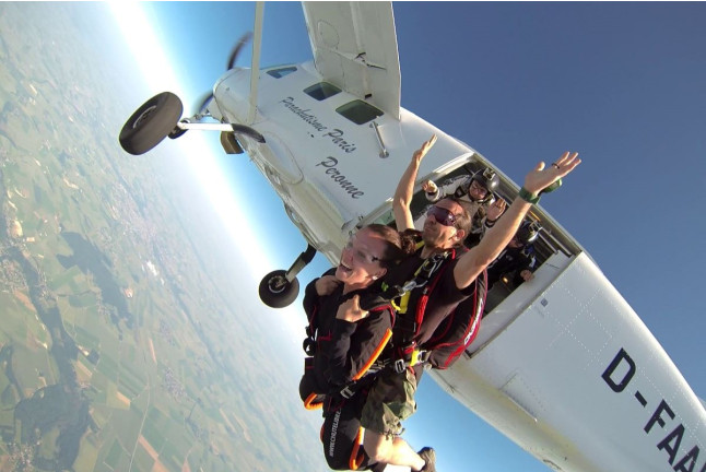 Saut en Parachute Tandem (Péronne, Somme - 80)
