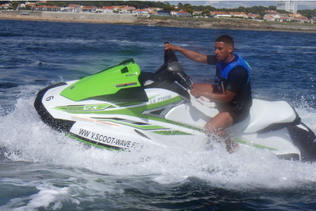 Location de Jet-Ski sans permis pour 2h15 (Les Sables d'Olonne, Vendée- 85)