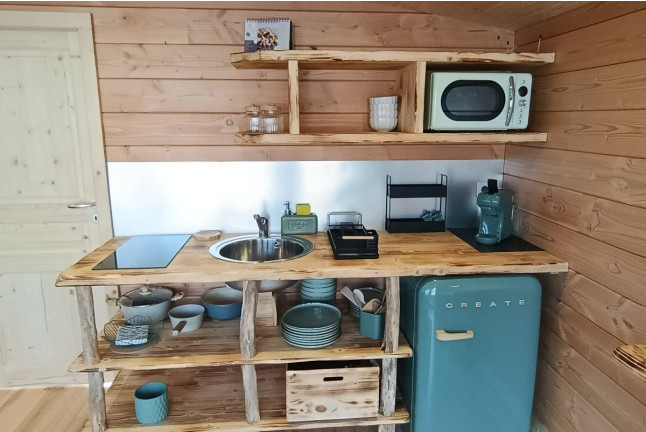 Séjour en Logement Insolite : Nuit sur La Toue Belle de Maine avec Petit-déjeuner (Angers, Maine-et-Loire- 49)