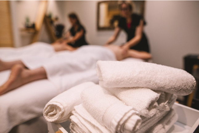 Rituel Corps Découverte Nectarome avec Gommage, Massage et Accès Piscine à l’Hôtel 1770 4* (Avignon, Vaucluse - 84)