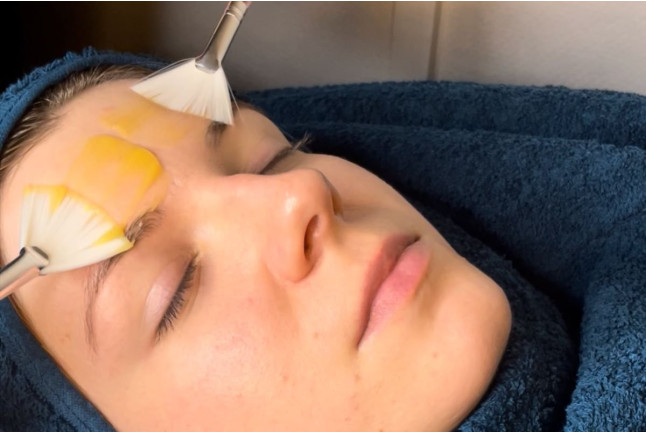 Rituel Magicombo Essentiel avec Massage du Corps et Soin Visage Purifiant pour Femmes à Meel Massages (Lyon, Rhône - 69)