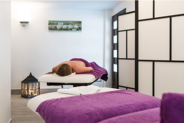 Massage sur Mesure avec Soin et Accès à la Piscine à l'Espace Zen'Ing (Gondecourt, Nord - 59)