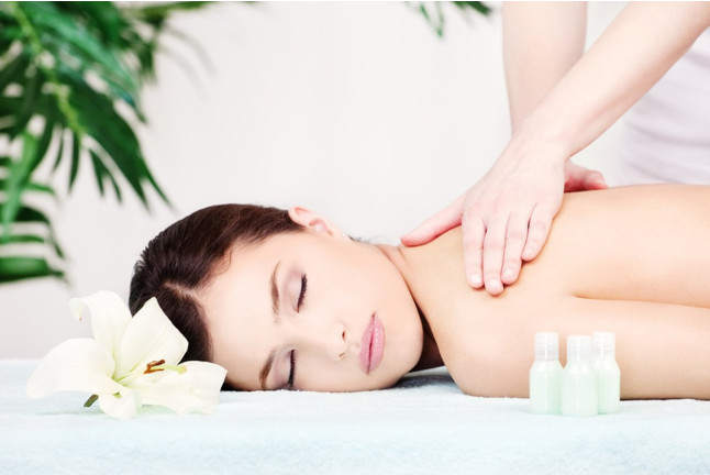 Modelage à la Bougie au Natural Spa Institut (Le Vésinet, Yvelines - 78)