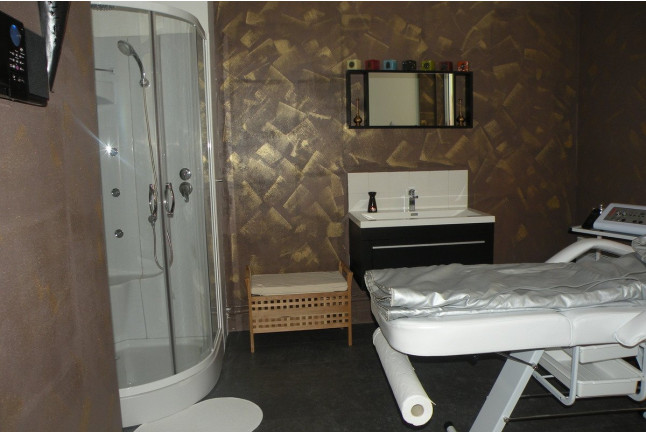 Le Rituel du Hammam avec Gommage et Enveloppement au Rassoul à Bahiya Spa (Élancourt, Yvelines - 78)
