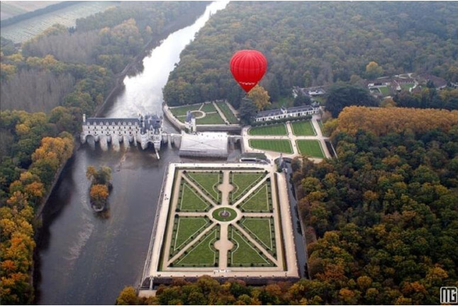Vol en Montgolfière Privatisée à Chenonceaux (Saint-Georges-sur-Cher, Loir-et-Cher - 41)