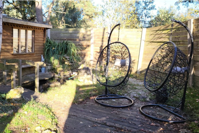 Séjour Insolite : Nuit en Cabane “Seuls au Monde” avec Massage Californien ou Ayurvédique (Fère-en-Tardenois, Aisne - 02)