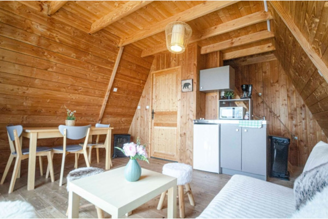 Séjour Insolite : Nuit en Chalet Tipi avec Petit-déjeuner à La Ferme des Épis (Ouffières, Calvados - 14)
