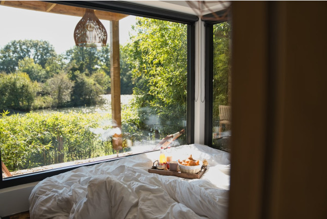 Séjour Insolite : Nuit en Lodge Prestige avec Bain Nordique Privatif au Domaine du Canal (Montcresson, Loiret - 45)