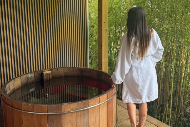 Séjour Insolite : Nuit en Lodge Prestige avec Bain Nordique Privatif au Domaine du Canal (Montcresson, Loiret - 45)