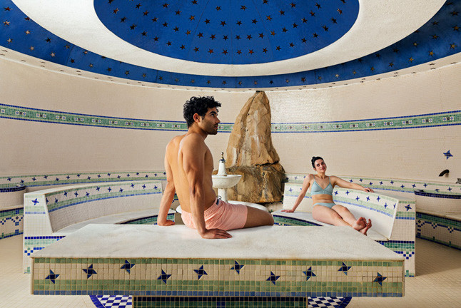 Séjour de 2 Nuits Caldea : Hôtel 4*, Espace Thermoludique, Espace Origines, Dîner et Spectacle (Andorre)