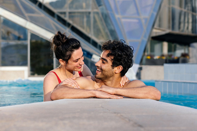 Week-end Romantique avec Hôtel 4* et Espace Thermoludique et Spectacle de Caldea (Andorre)