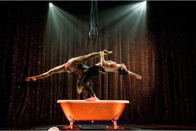 Spectacle du Paradis Latin avec Dîner et Champagne (Paris, Île-de-France - 75)