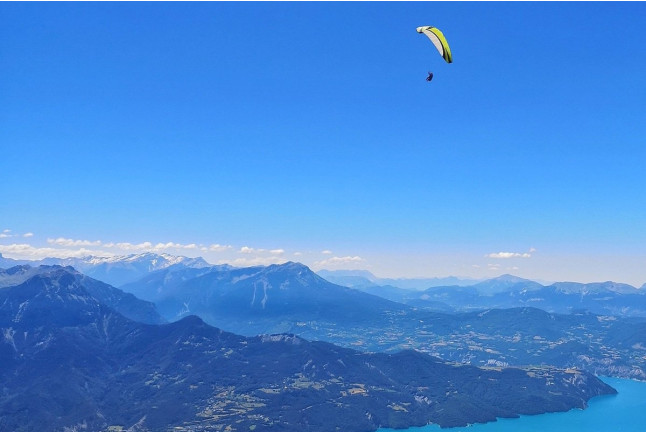 Baptême de Parapente au-dessus du Lac de Serre-Ponçon (Chorges, Hautes-Alpes - 05)