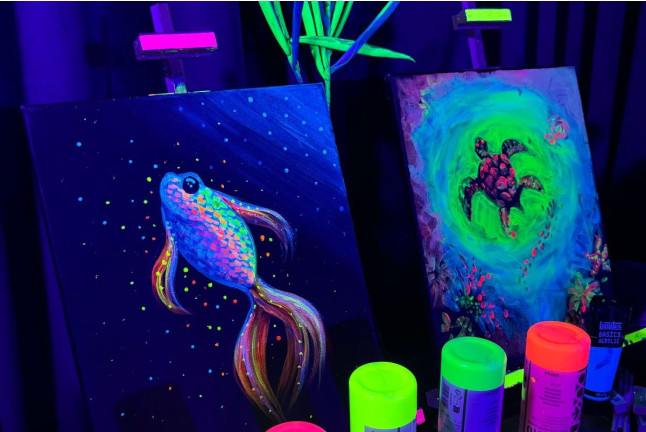 Atelier de Peinture Fluorescente dans le Noir (Paris, Île-de-France- 75)