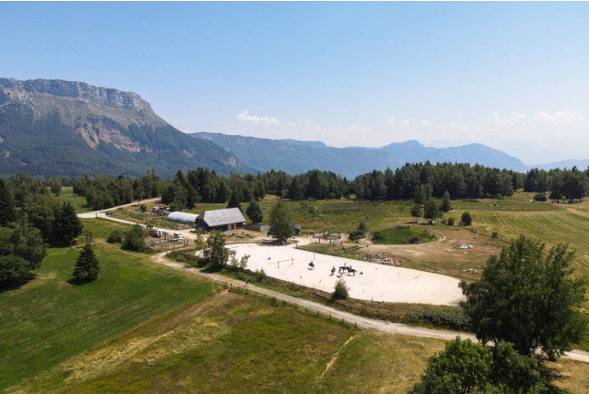 Balade à Cheval dans les Alpes (La Féclaz, Savoie - 73)